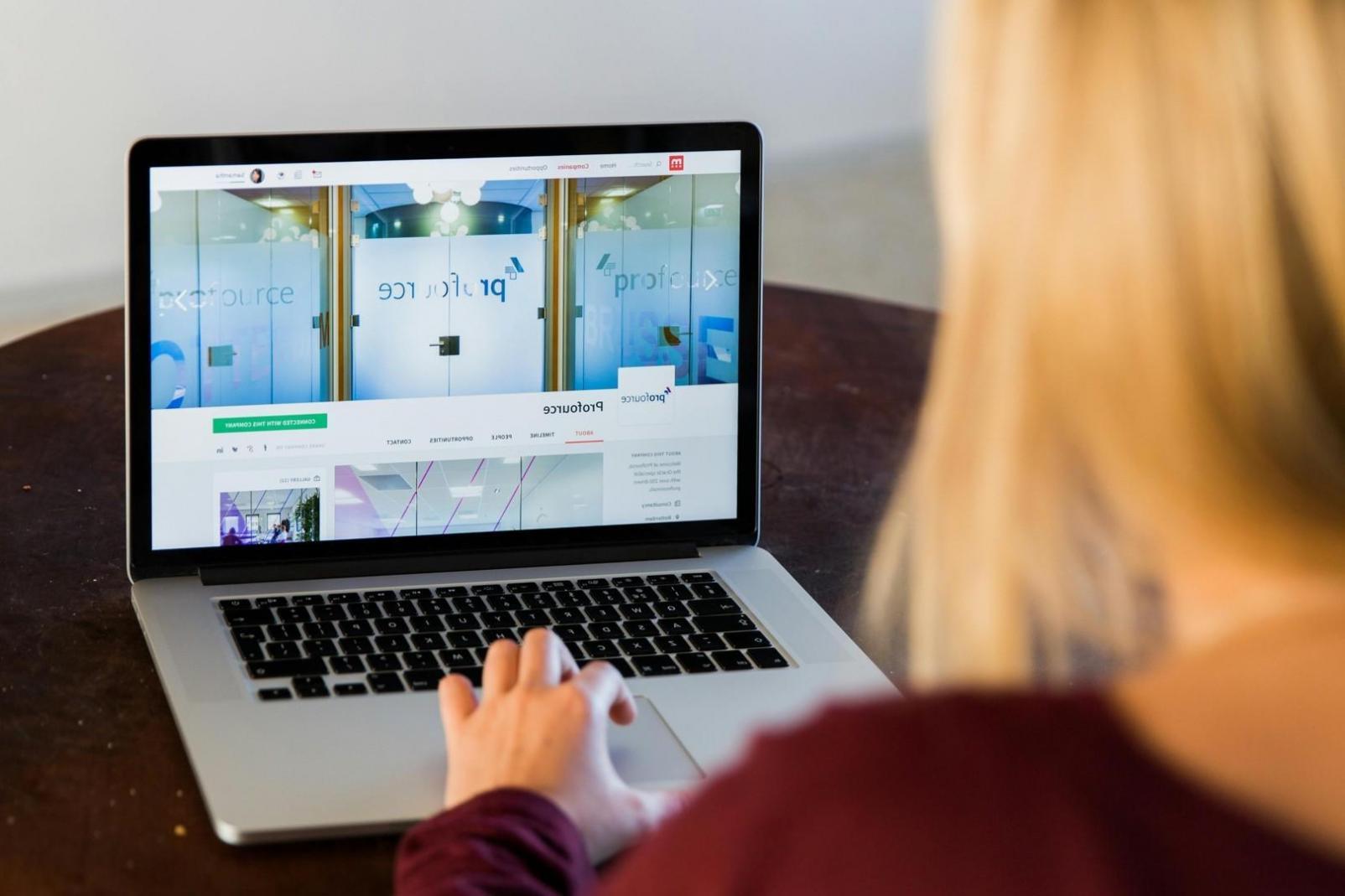 Evolução dos princípios de layout responsivo em 2025